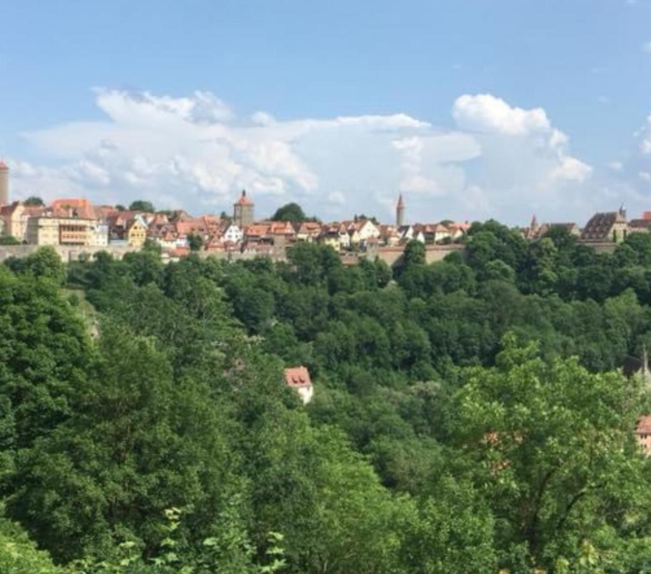 Ferienhaus Kobolzeller Schloesschen A.D.Weinsteige Rothenburg ob der Tauber Esterno foto